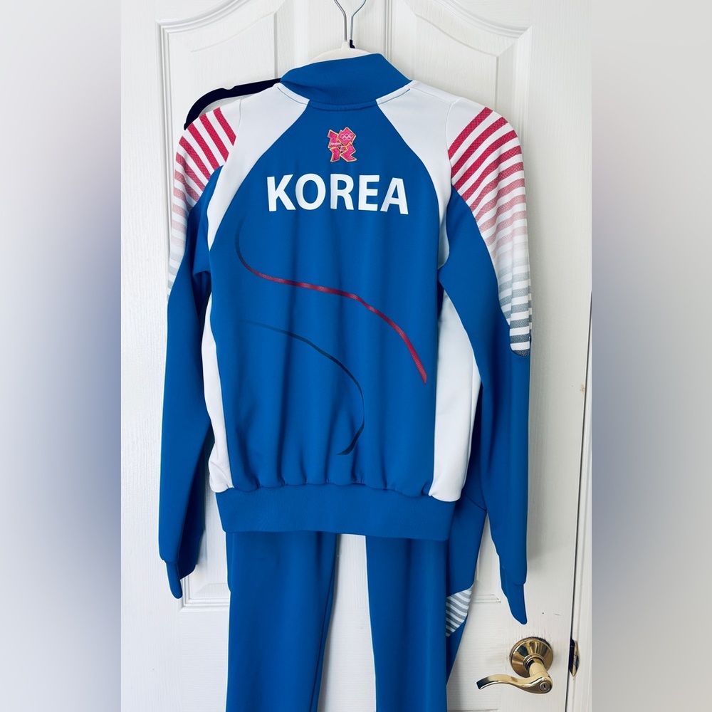 Fila Blue and White Athletic Track Suit Korea Vintage Women’s Small
